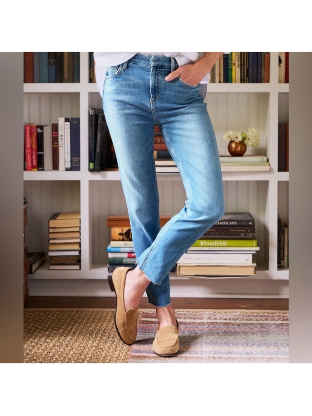 Frank & Eileen Derry Jeans Size 25 Medium Wash Cropped Denim Elevated Basics